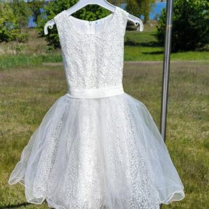 Näbb / Tärnklänningar